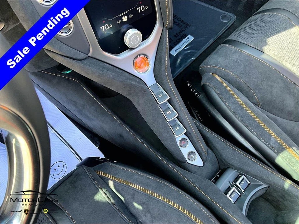 2026 McLaren 750S Spider - Image 15 of 26