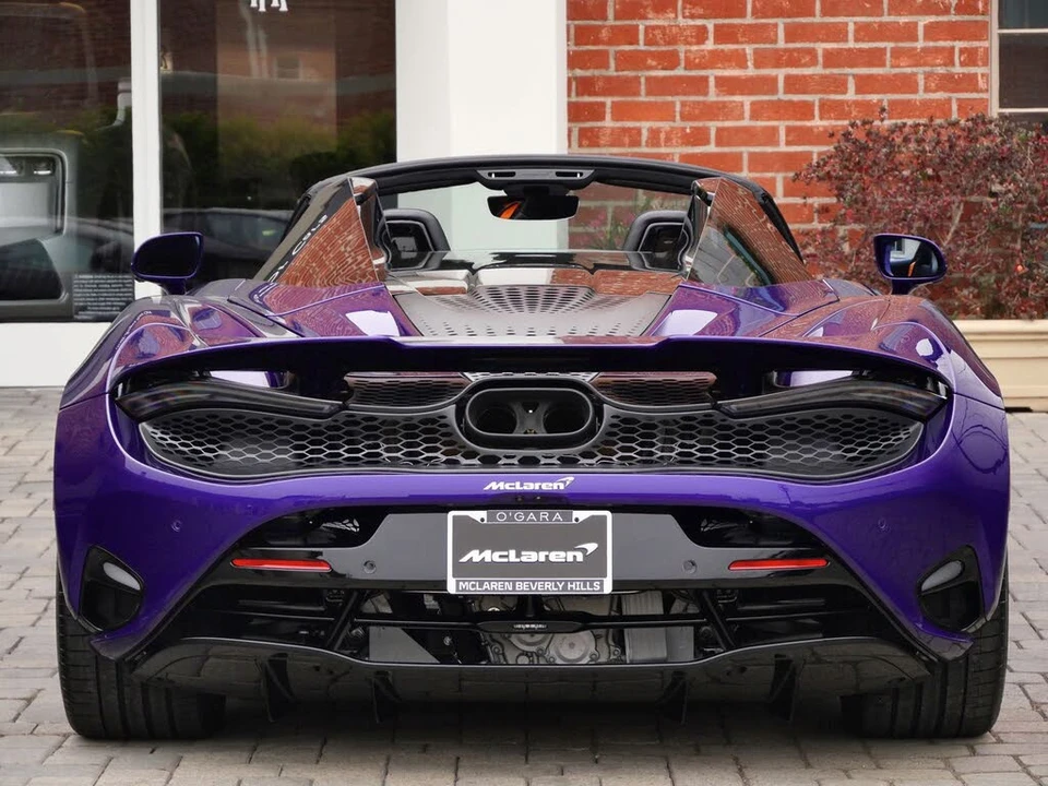 2026 McLaren 750S Spider - Image 5 of 29