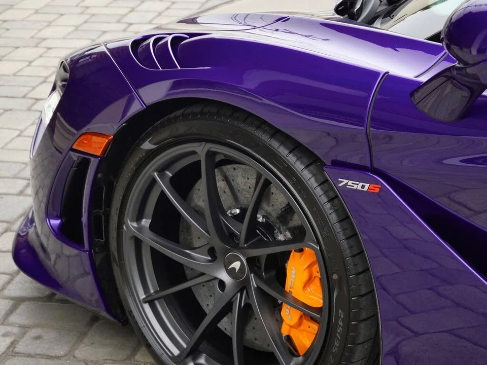 2026 McLaren 750S Spider - Image 20 of 29
