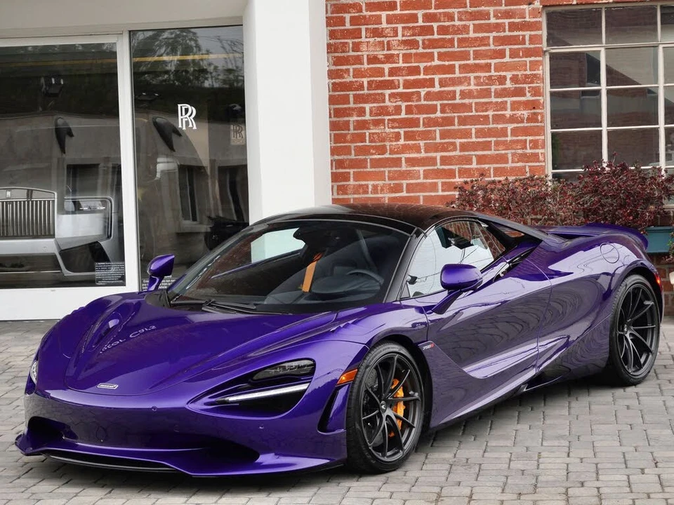 2026 McLaren 750S Spider - Image 15 of 29