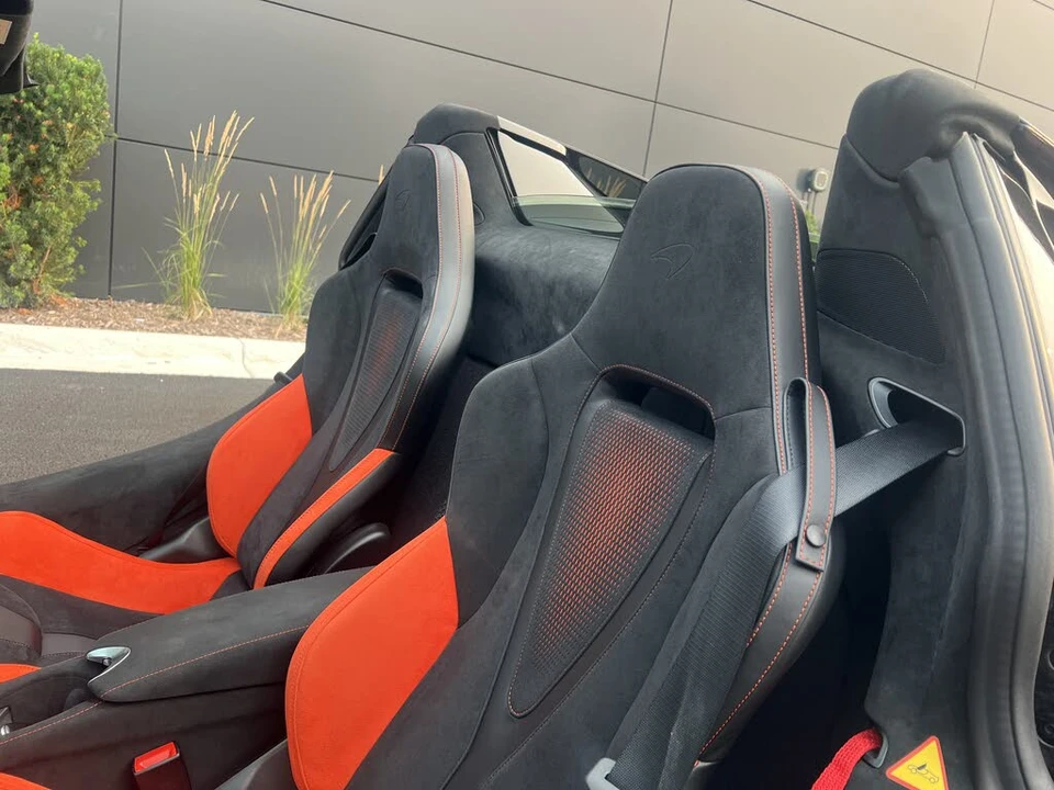 2026 McLaren 750S Spider - Image 12 of 20