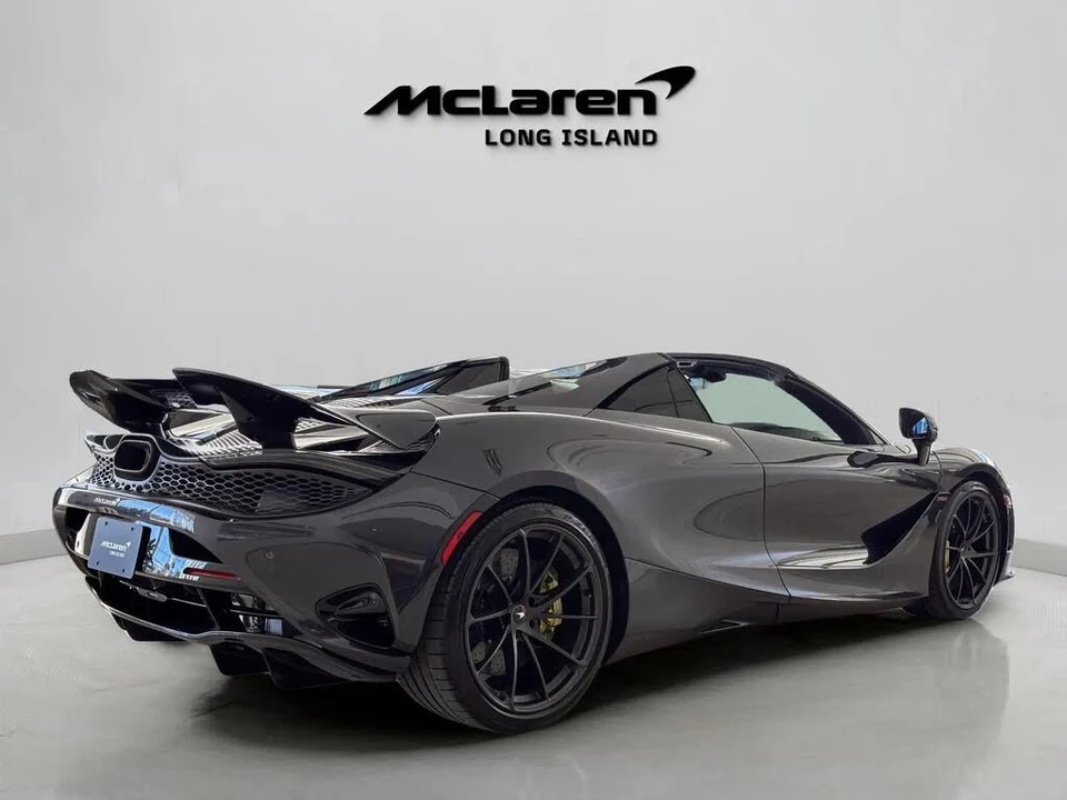2026 McLaren 750S Spider - Image 9 of 31