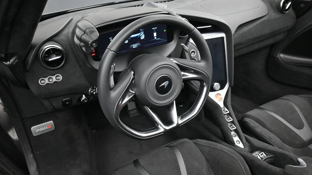 2026 McLaren 750S Spider - Image 7 of 24