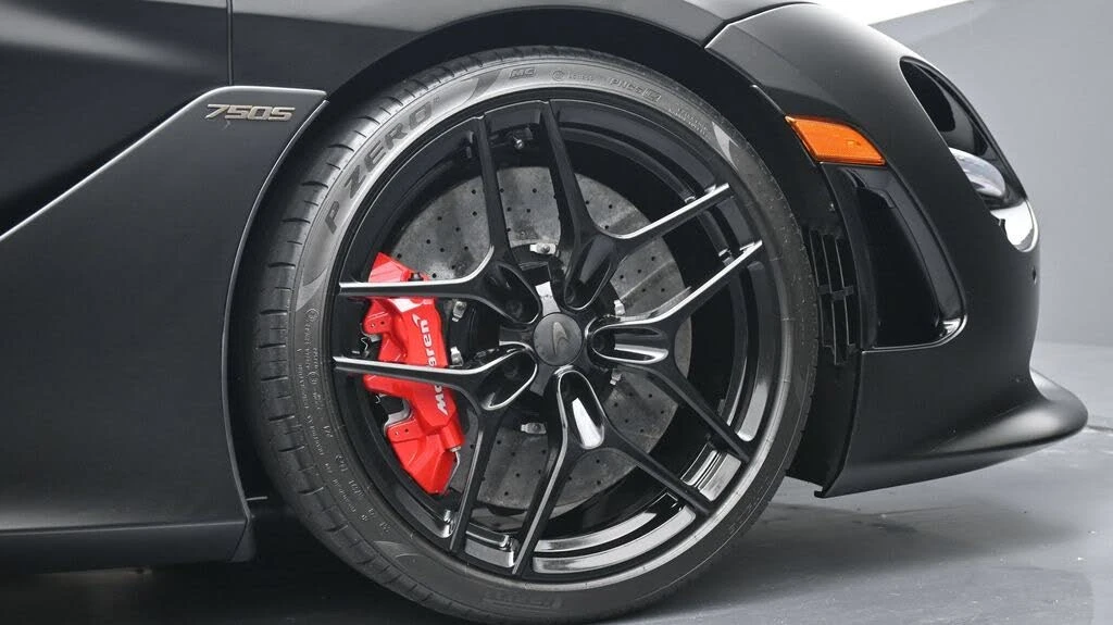 2026 McLaren 750S Spider - Image 6 of 24