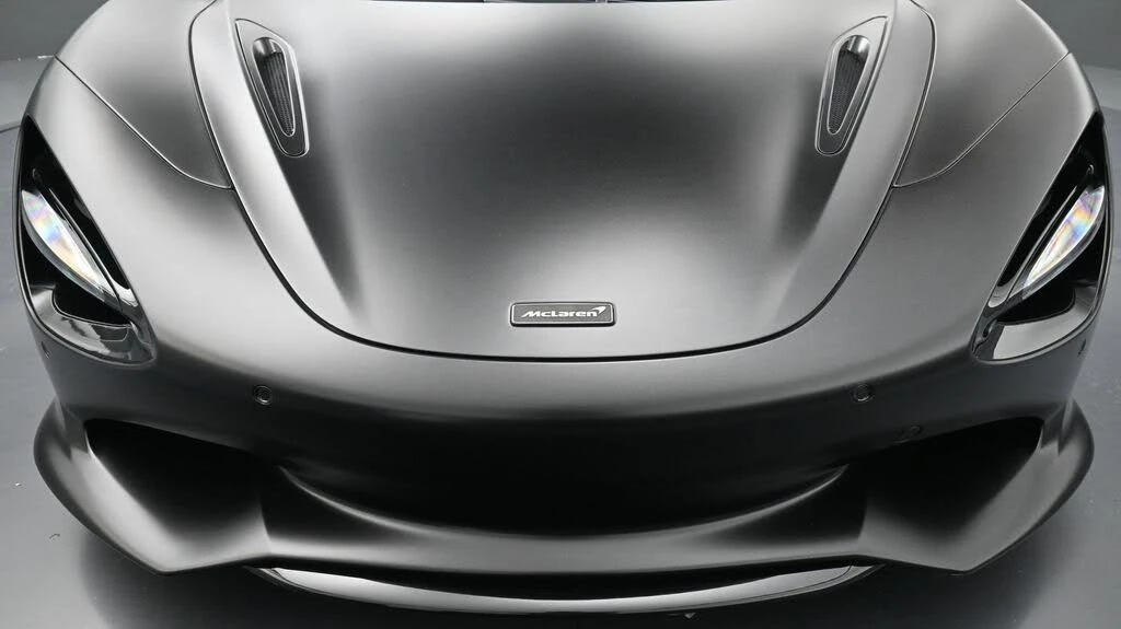 2026 McLaren 750S Spider - Image 18 of 24