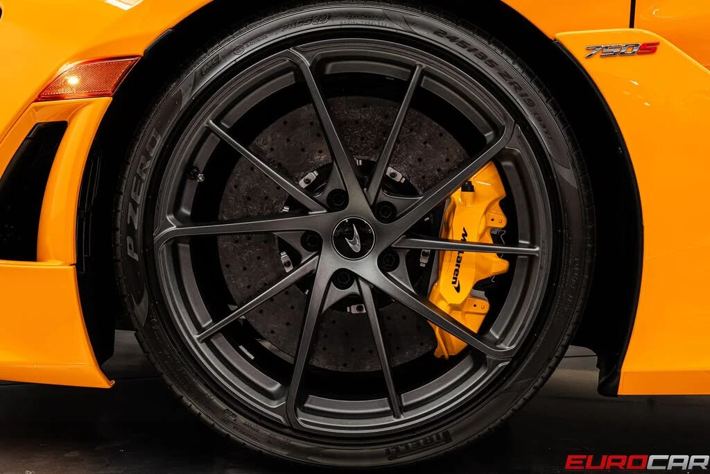 2026 McLaren 750S Spider - Image 25 of 31