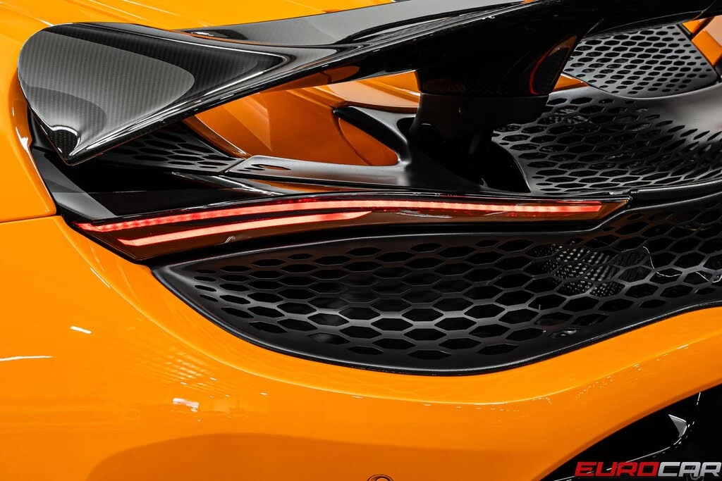 2026 McLaren 750S Spider - Image 22 of 31