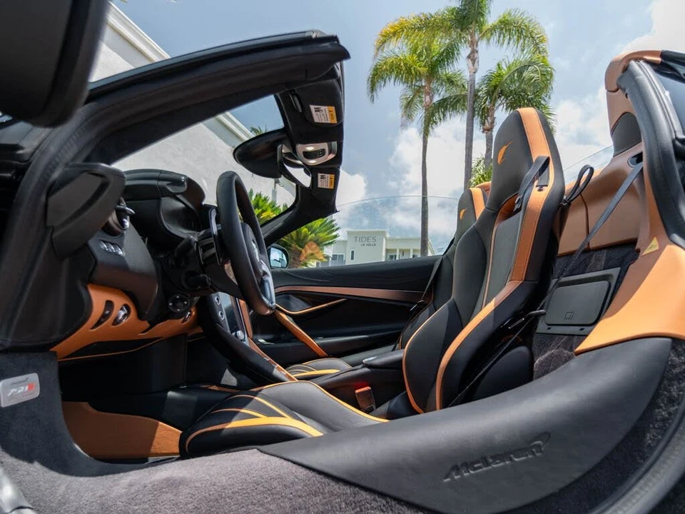 2026 McLaren 750S Spider - Image 10 of 31