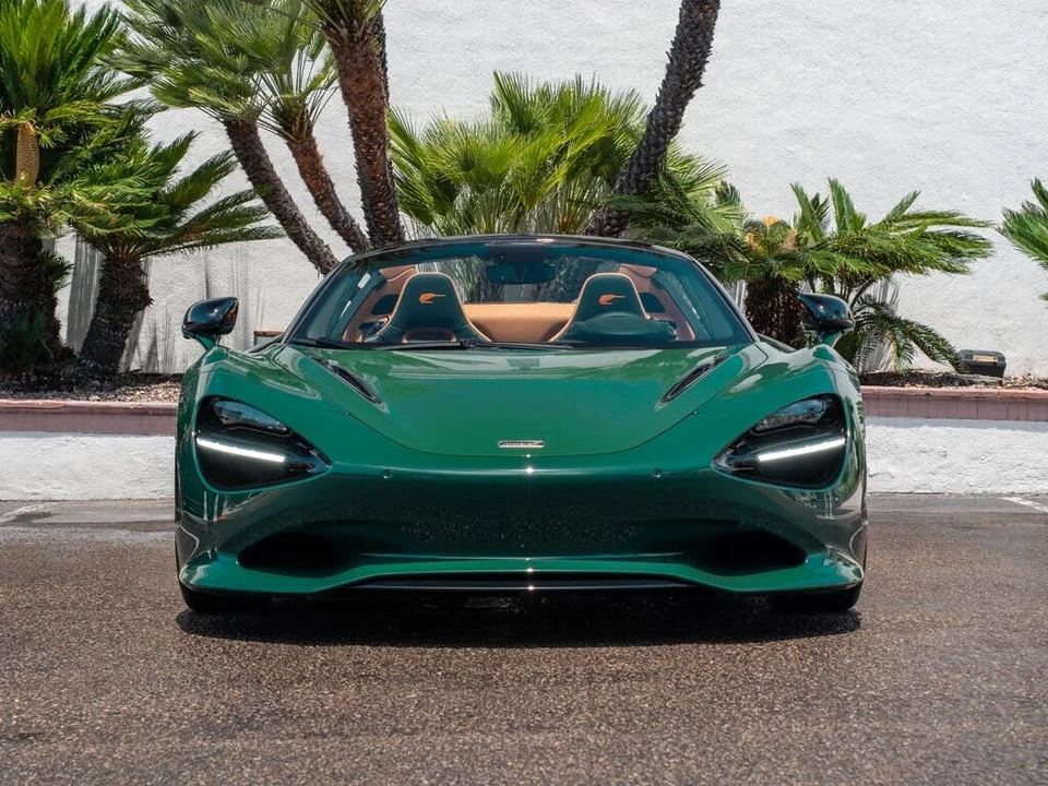 2026 McLaren 750S Spider - Image 2 of 31