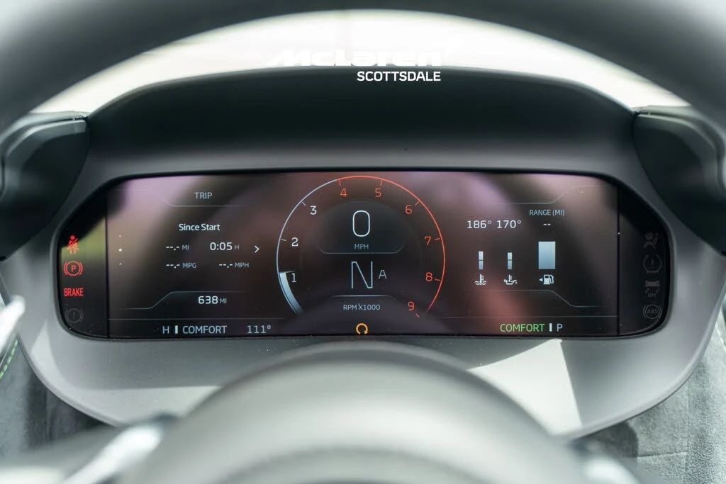 2026 McLaren 750S Spider - Image 14 of 31