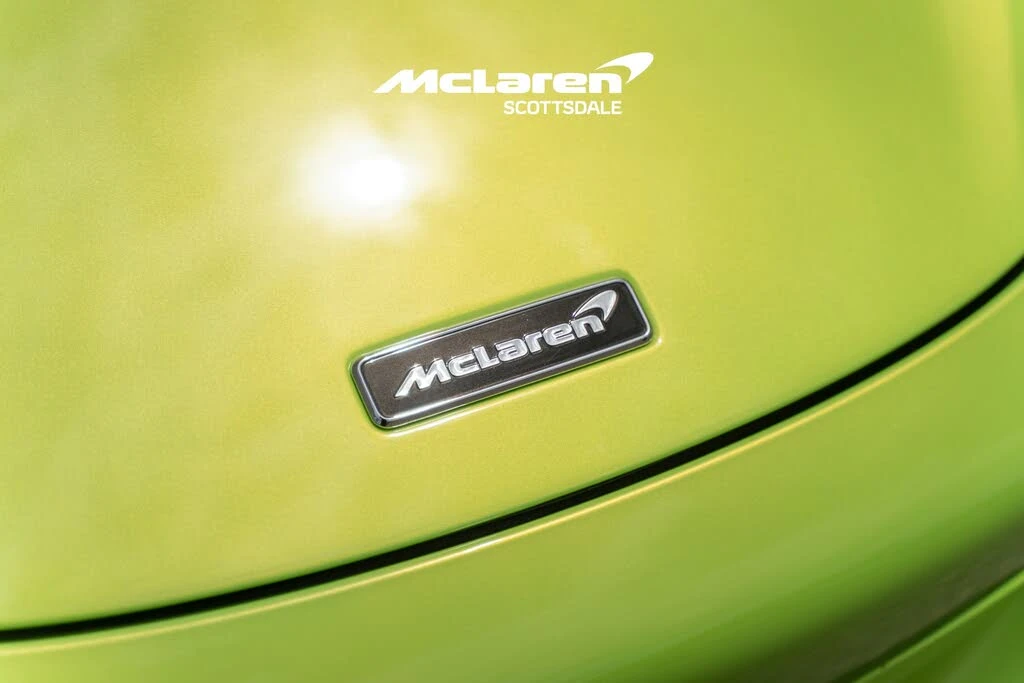 2026 McLaren 750S Spider - Image 19 of 31