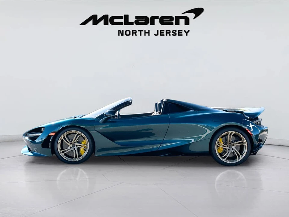 2026 McLaren 750S Spider - Image 25 of 31