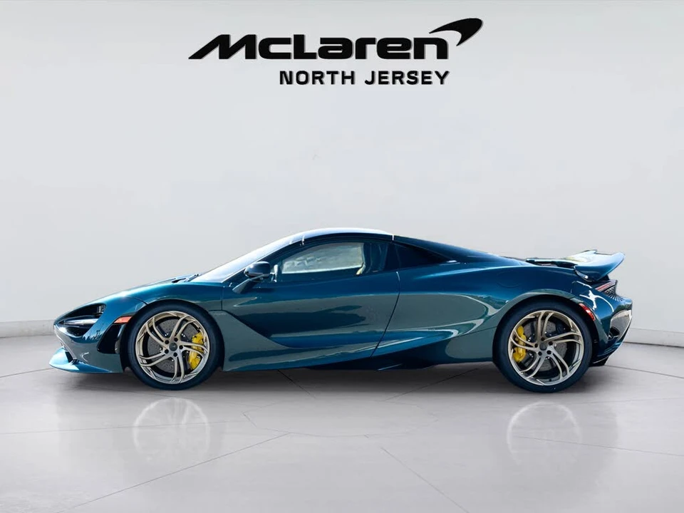 2026 McLaren 750S Spider - Image 27 of 31