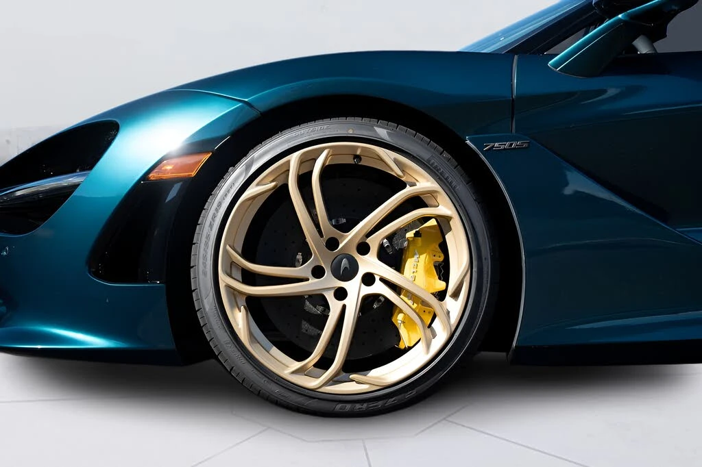 2026 McLaren 750S Spider - Image 29 of 31