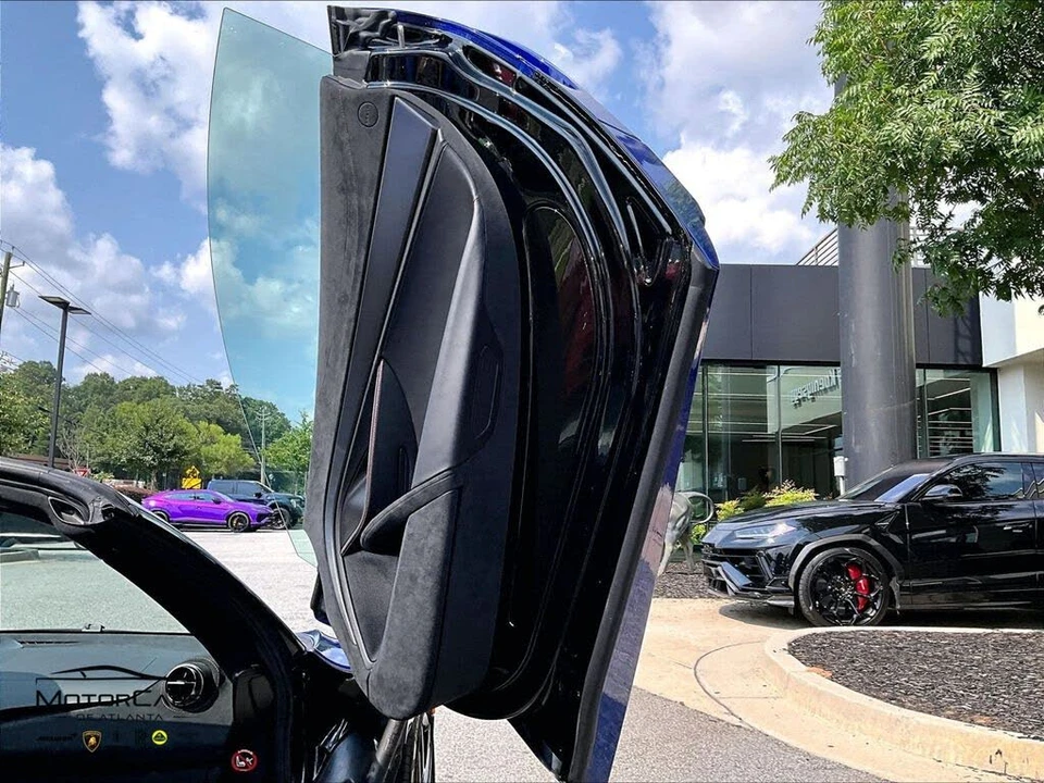 2026 McLaren 750S Spider - Image 19 of 26