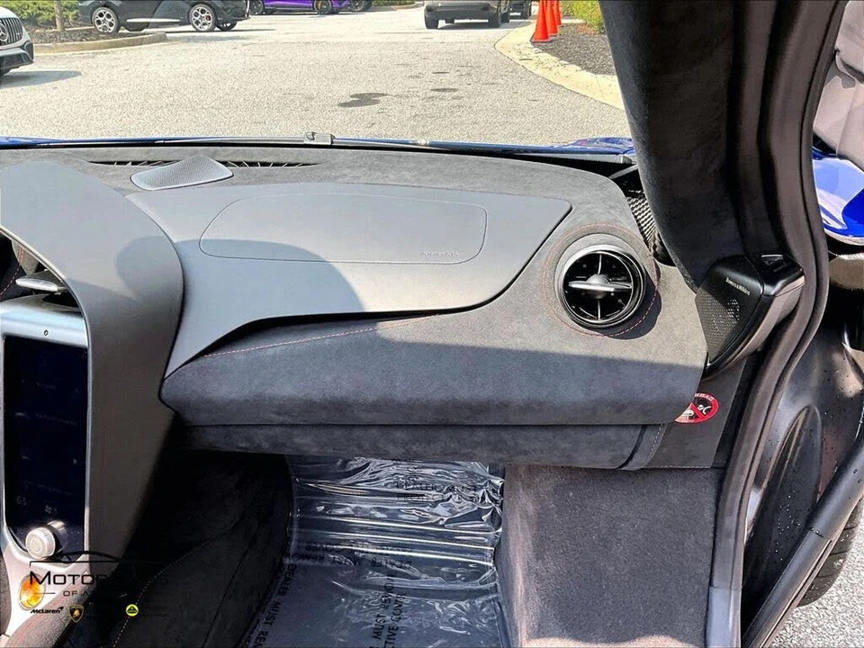2026 McLaren 750S Spider - Image 14 of 26