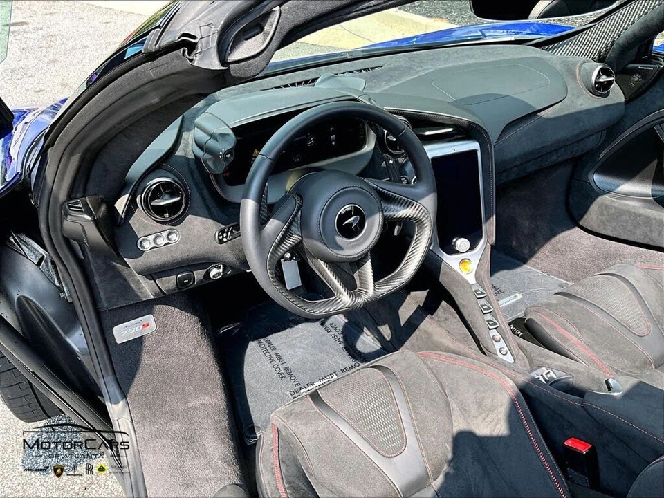 2026 McLaren 750S Spider - Image 12 of 26