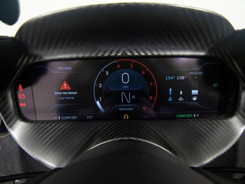 2026 McLaren 750S Spider - Image 16 of 31