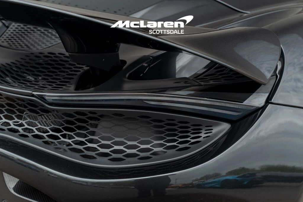 2026 McLaren 750S Spider - Image 26 of 31