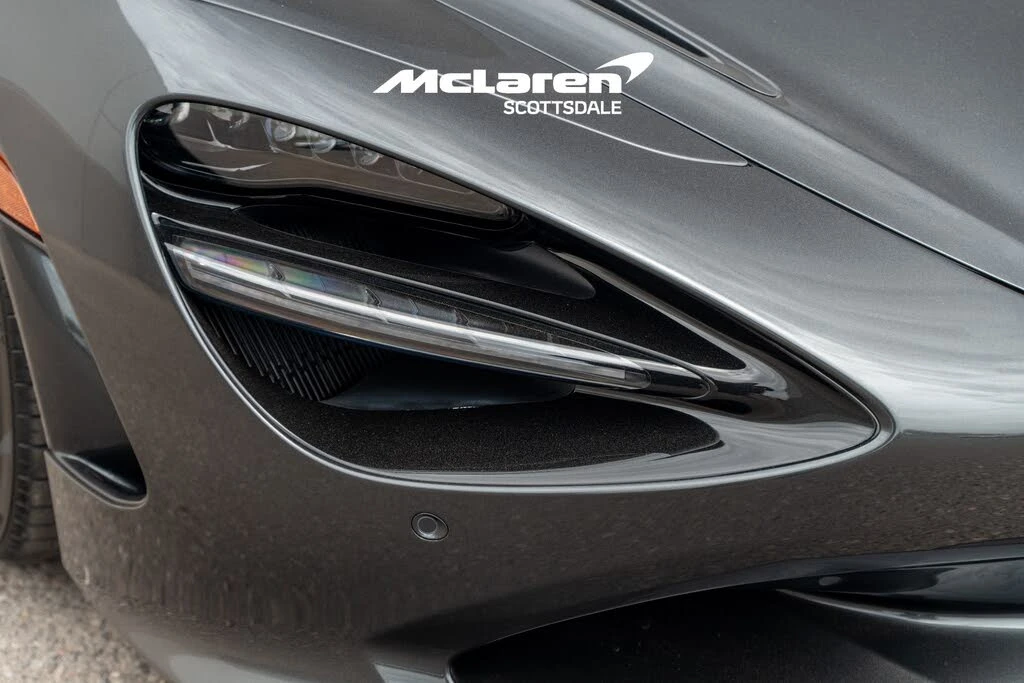2026 McLaren 750S Spider - Image 18 of 31