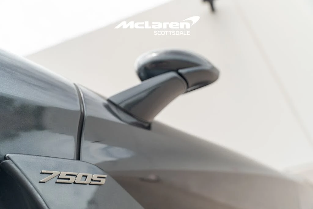 2026 McLaren 750S Spider - Image 22 of 31