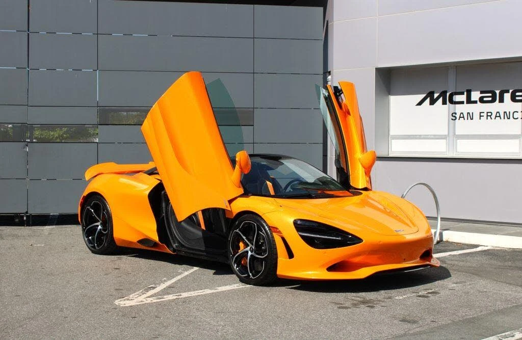 2026 McLaren 750S Spider - Image 18 of 31