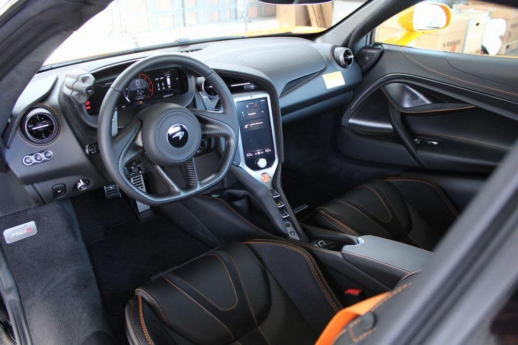 2026 McLaren 750S Spider - Image 4 of 31