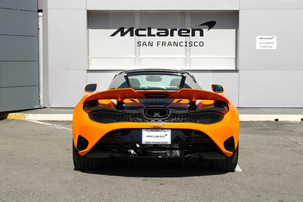 2026 McLaren 750S Spider - Image 27 of 31