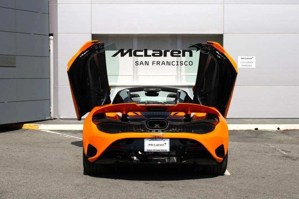 2026 McLaren 750S Spider - Image 22 of 31
