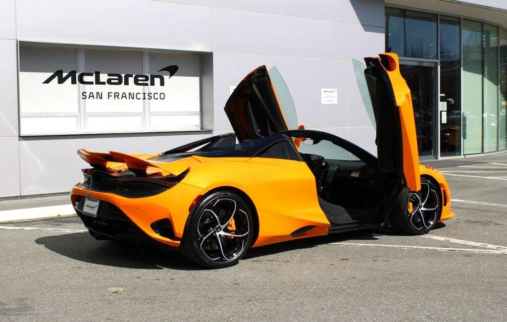 2026 McLaren 750S Spider - Image 20 of 31