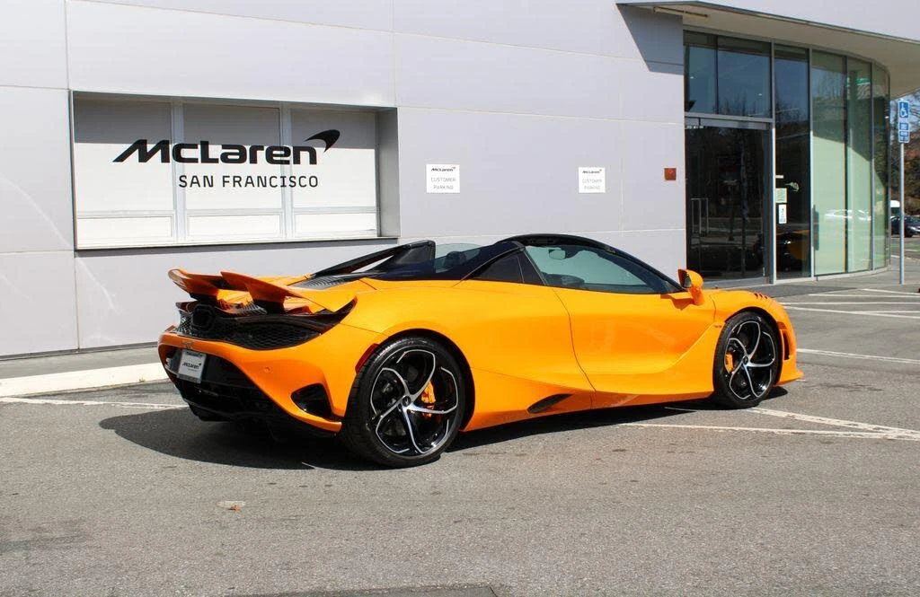 2026 McLaren 750S Spider - Image 15 of 31