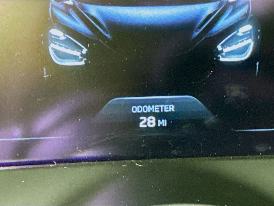 2026 McLaren 750S Spider - Image 12 of 26