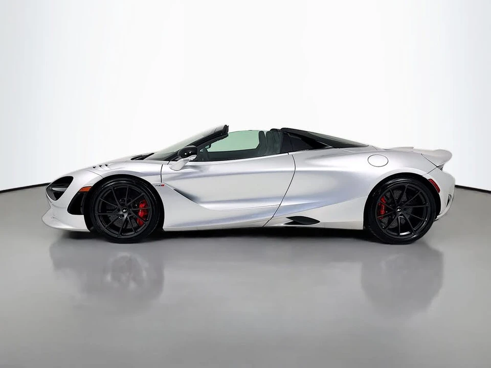 2026 McLaren 750S Spider - Image 4 of 26