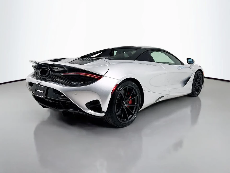 2026 McLaren 750S Spider - Image 7 of 26