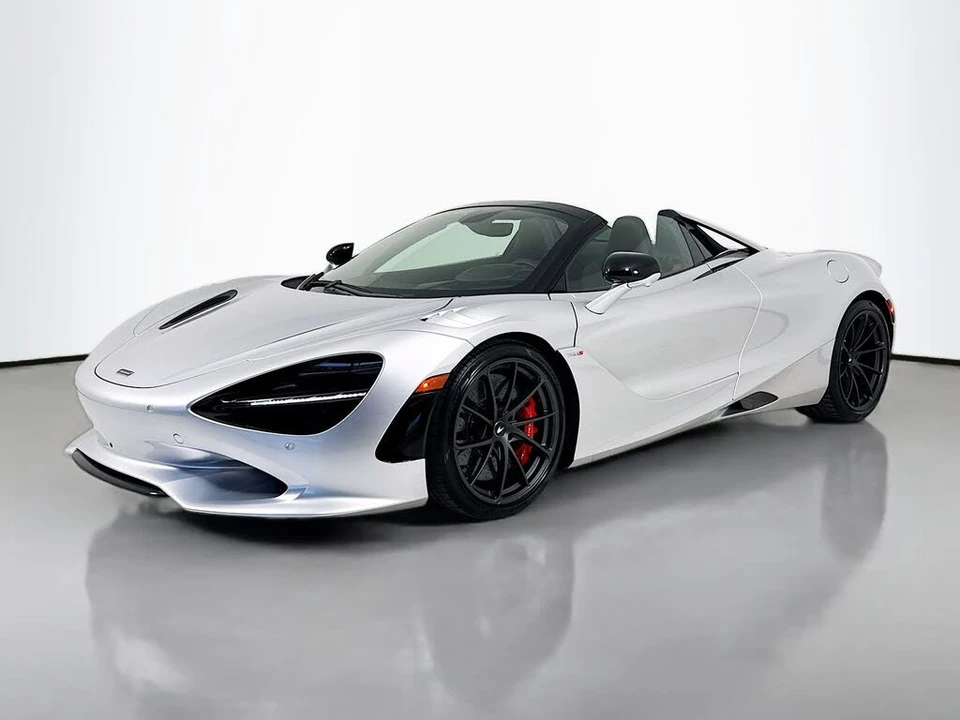 2026 McLaren 750S Spider - Image 3 of 26