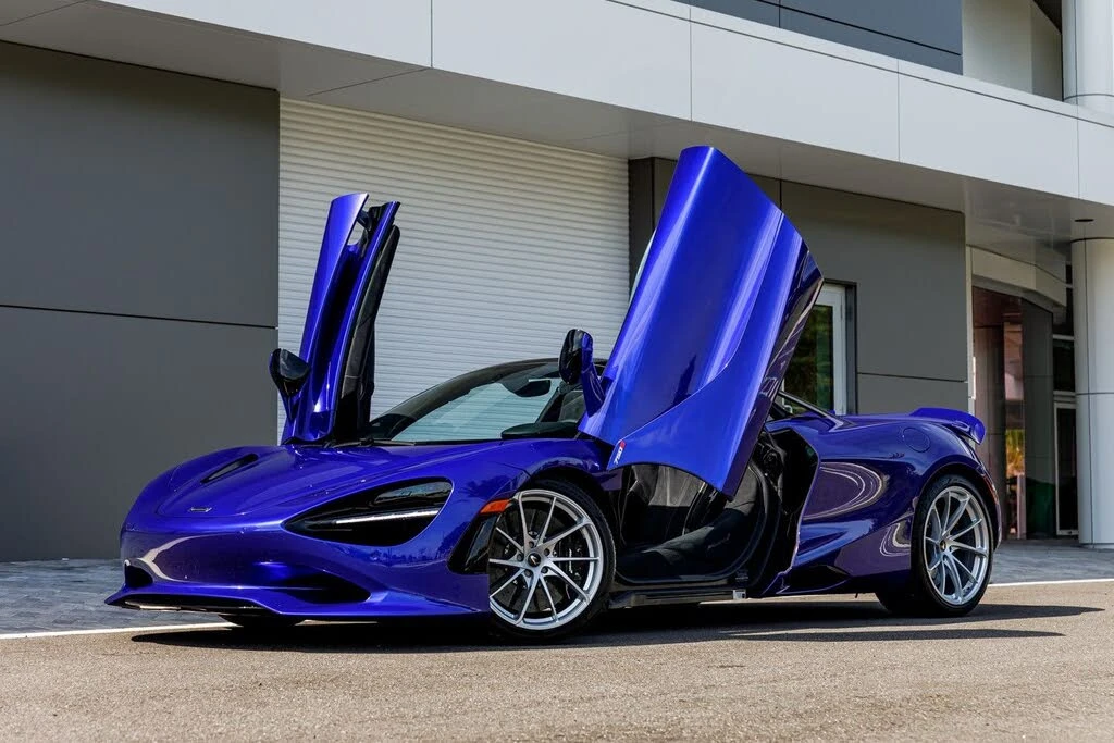 2026 McLaren 750S Spider - Image 3 of 31