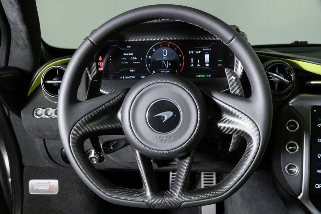 2026 McLaren 750S Spider - Image 10 of 31