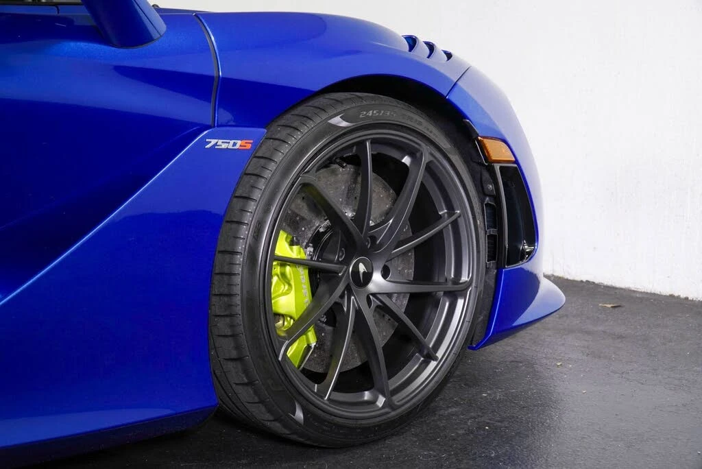 2026 McLaren 750S Spider - Image 8 of 31