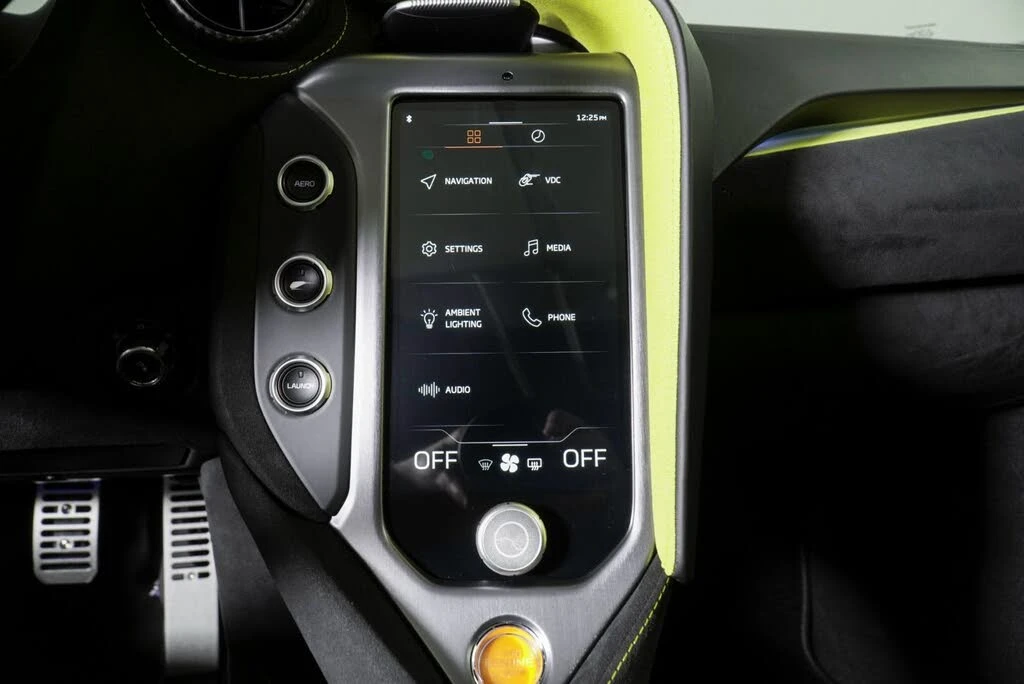2026 McLaren 750S Spider - Image 22 of 31