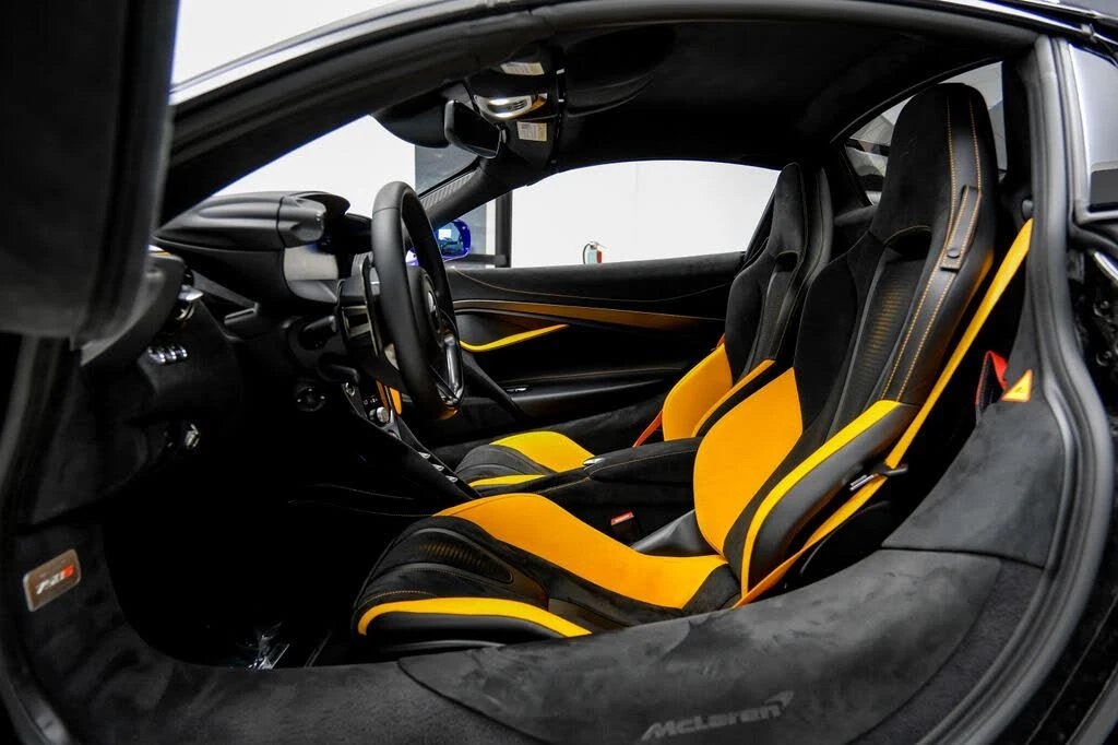 2026 McLaren 750S Spider - Image 10 of 31