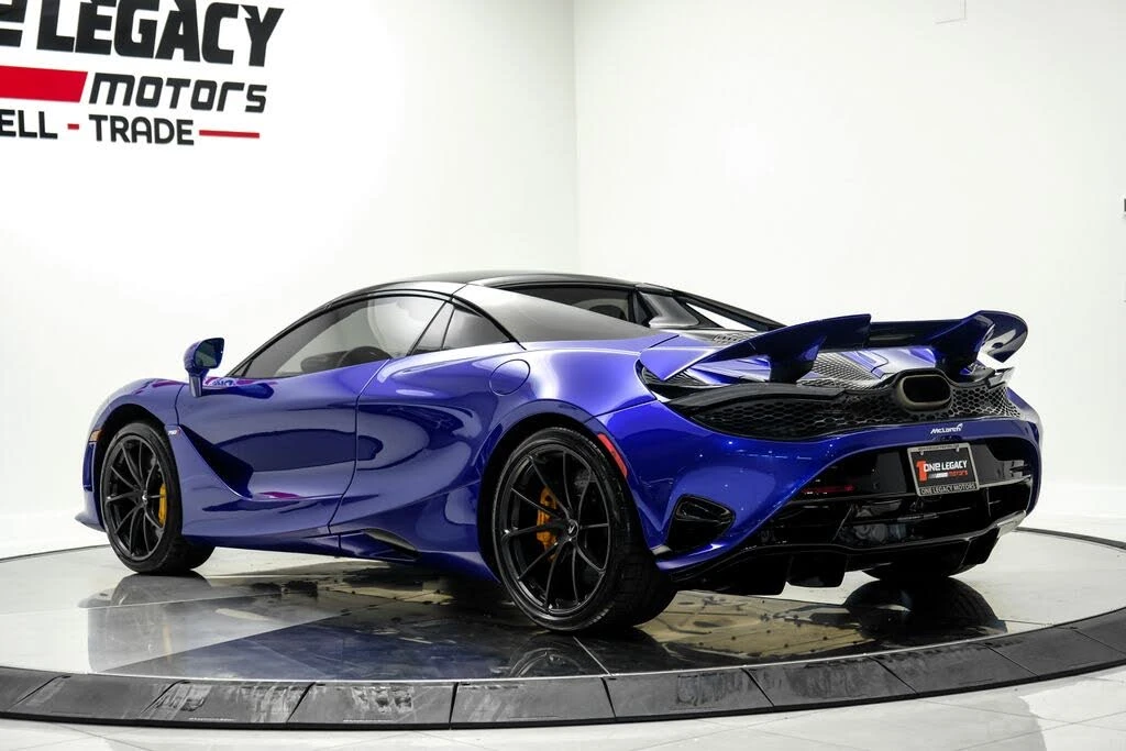 2026 McLaren 750S Spider - Image 13 of 31