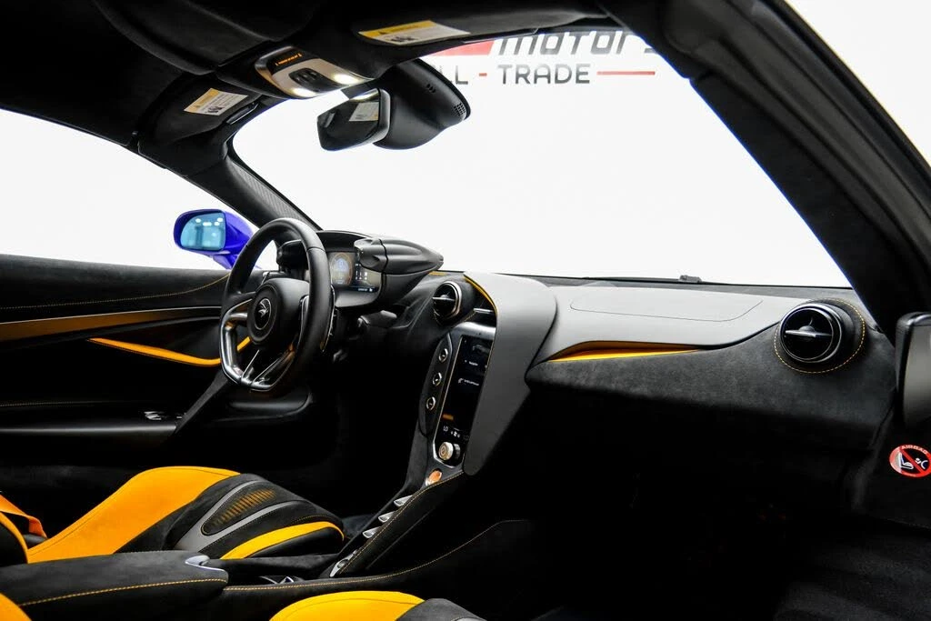 2026 McLaren 750S Spider - Image 17 of 31