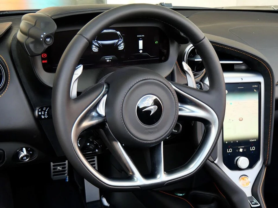 2026 McLaren 750S Spider - Image 8 of 26