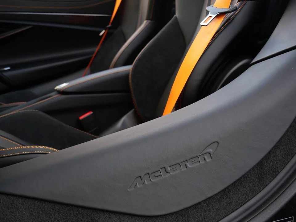 2026 McLaren 750S Spider - Image 21 of 26