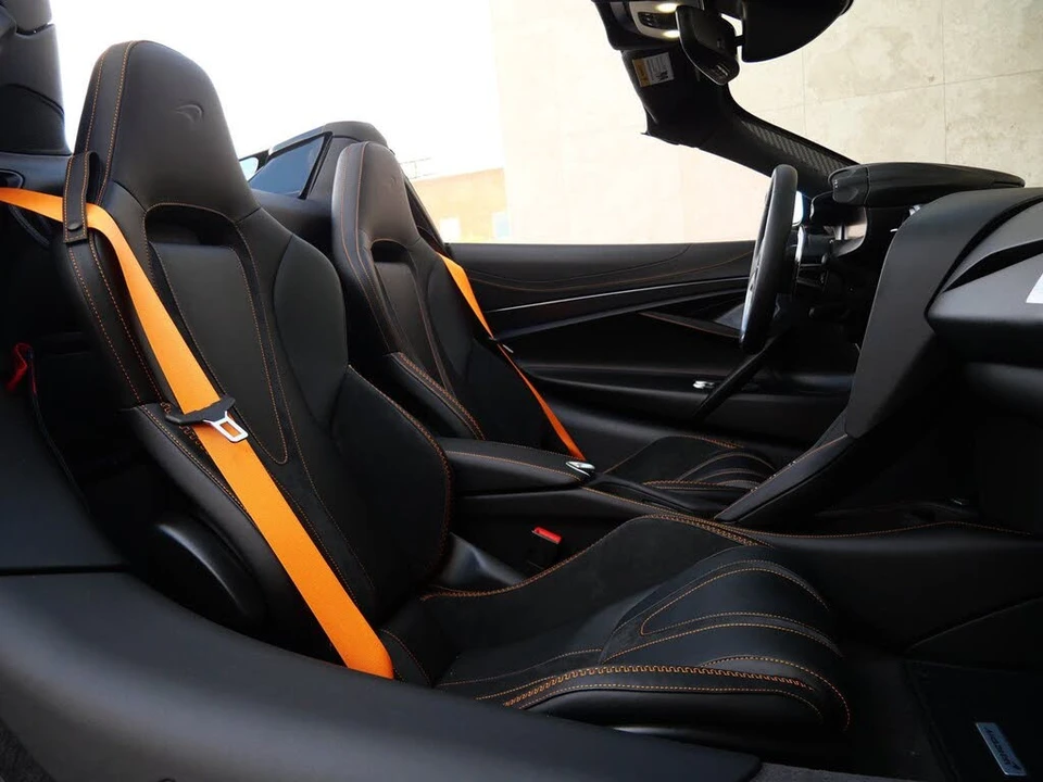 2026 McLaren 750S Spider - Image 11 of 26