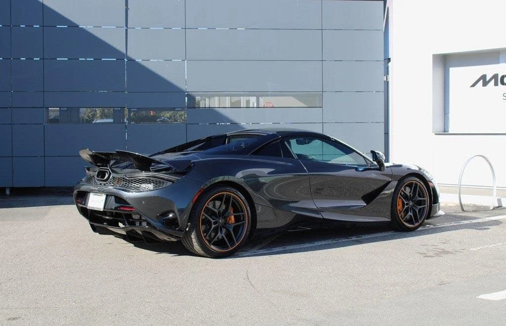 2026 McLaren 750S Spider - Image 2 of 31