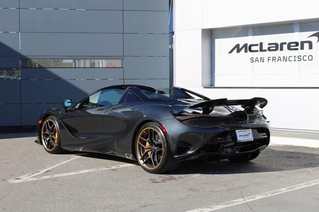 2026 McLaren 750S Spider - Image 22 of 31