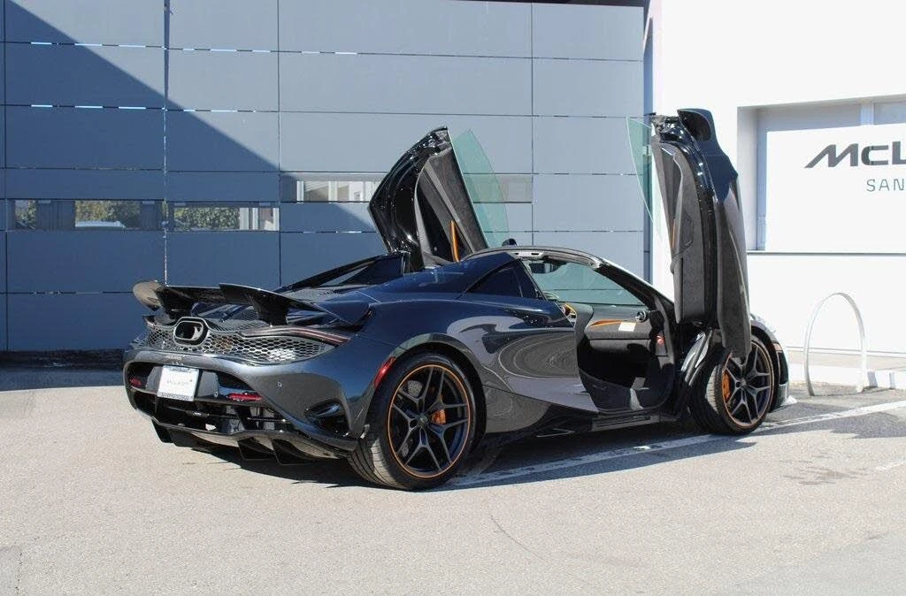 2026 McLaren 750S Spider - Image 31 of 31