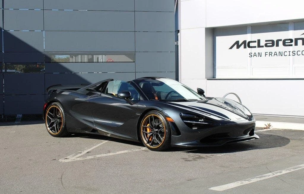 2026 McLaren 750S Spider - Image 17 of 31