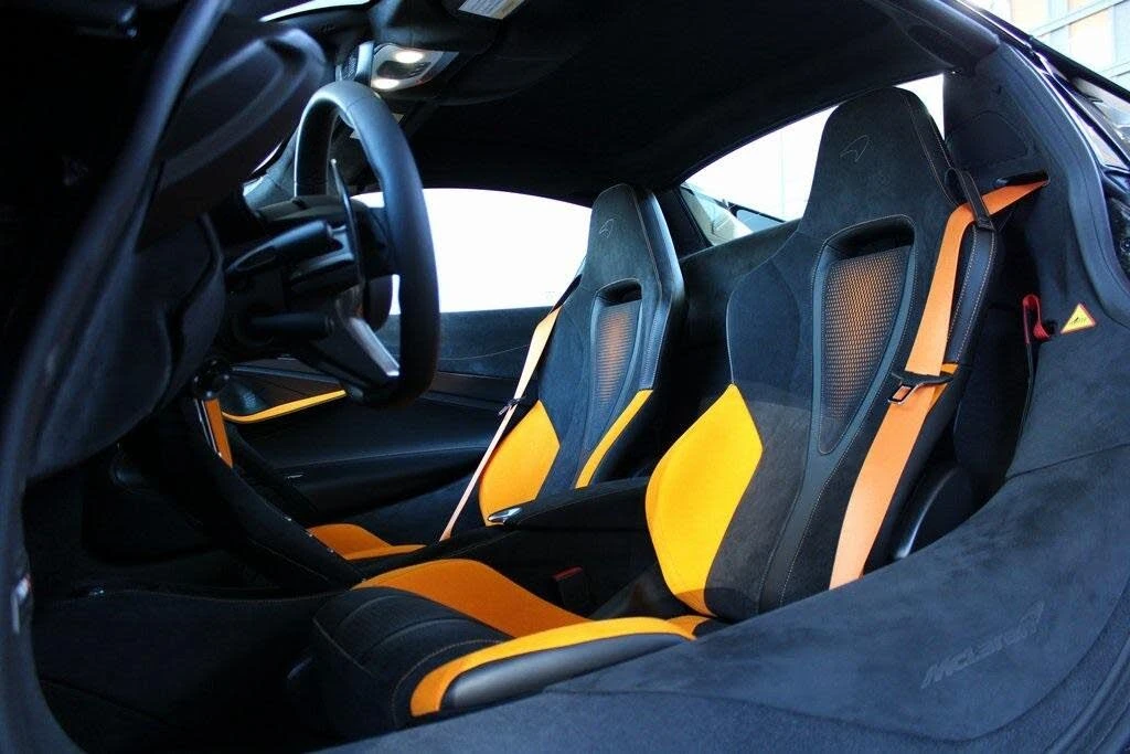 2026 McLaren 750S Spider - Image 3 of 31